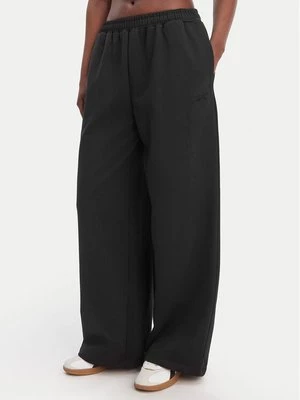 Obrázek produktu Reebok Teplákové kalhoty Reebok x Ewa Chodakowska RK25624CCW Černá Wide Leg
