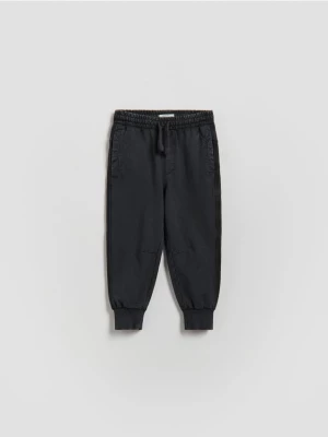 Obrázek produktu Reserved - Bavlněné kalhoty joggers - černý