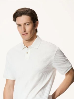 Obrázek produktu Reserved - Comfort polo tričko s žebrováním - krémová