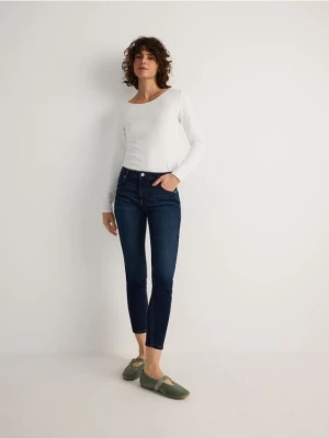 Obrázek produktu Reserved - Džíny slim fit ze středním sedem - tmavomodrá
