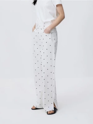 Obrázek produktu Reserved - Džíny wide leg s puntíky - bílá