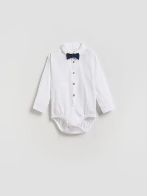 Obrázek produktu Reserved - Elegantní body s motýlkem - bílá