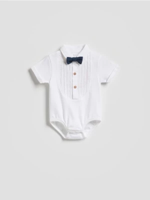 Obrázek produktu Reserved - Elegantní body s motýlkem - bílá