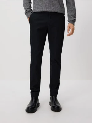 Obrázek produktu Reserved - Kalhoty chino slim fit - černý