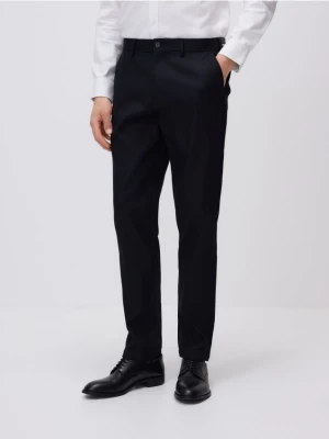 Obrázek produktu Reserved - Kalhoty chino slim fit - černý