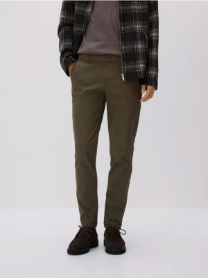 Obrázek produktu Reserved - Kalhoty chino slim fit - pudrově hnědá
