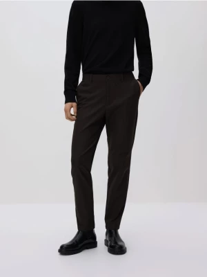 Obrázek produktu Reserved - Kalhoty chino slim fit - tmavě hnědá