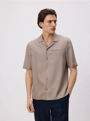 Obrázek produktu Reserved - Košile comfort fit z lyocellu - kávová