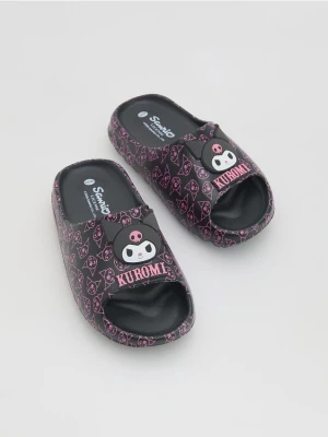 Obrázek produktu Reserved - Lehké pantofle Kuromi - černý
