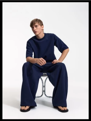 Obrázek produktu Reserved - MEN`S JOGGING TOP - tmavomodrá