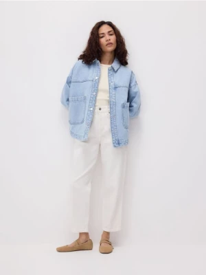 Obrázek produktu Reserved - Mom jeans se zkrácenou nohavicí - krémová