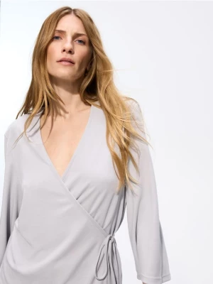 Obrázek produktu Reserved - Obálková halenka s modalem - světle šedá