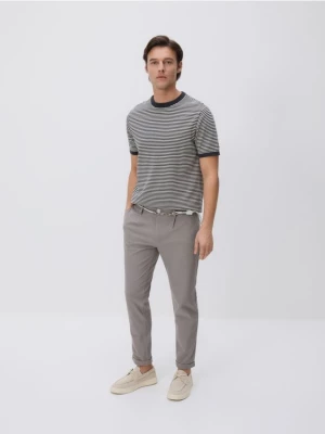 Obrázek produktu Reserved - Slim fit kalhoty s páskem - béžová