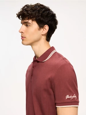 Obrázek produktu Reserved - Slim polo tričko s lemováním - hnědá
