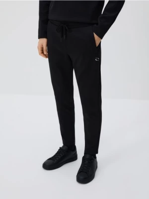 Obrázek produktu Reserved - Tepláky slim - černý