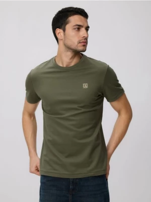 Obrázek produktu Reserved - Tričko slim fit s výšivkou - olivová