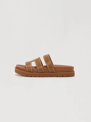 Obrázek produktu Sandály do bazénu Call it Spring