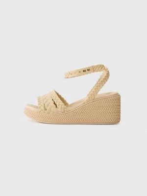 Obrázek produktu Sandály na klínu Crocs