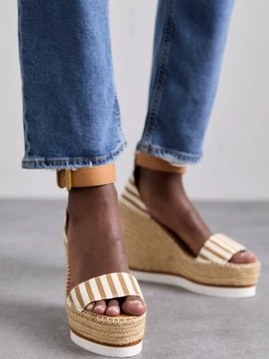 Obrázek produktu Sandály na klínu See by Chloé