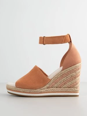 Obrázek produktu Sandály na klínu TOMS