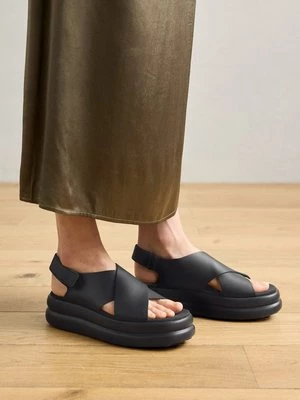 Obrázek produktu Sandály na platformě Camper