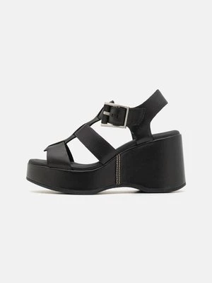 Obrázek produktu Sandály na platformě Clarks