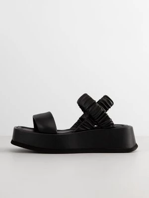 Obrázek produktu Sandály na platformě Pollini