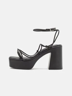 Obrázek produktu Sandály na platformě Rubi Shoes by Cotton On černá