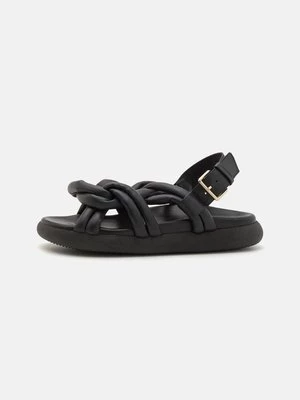 Obrázek produktu Sandály na platformě Souliers Martinez