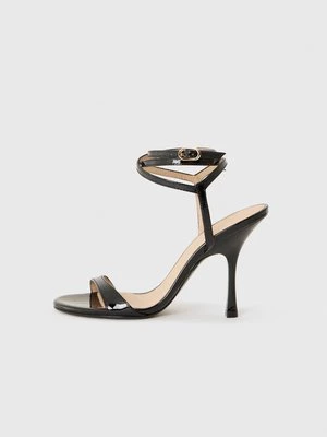Obrázek produktu Sandály na vysokém podpatku Stuart Weitzman