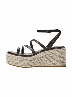 Obrázek produktu Sandály s odděleným palcem Bershka