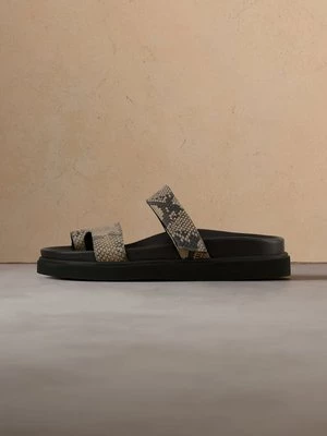 Obrázek produktu Sandály s odděleným palcem Pavement