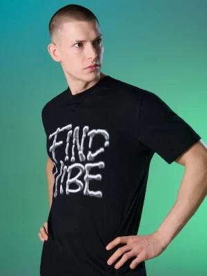 Obrázek produktu Sinsay - Bavlněné tričko s nápisem Find Vibe - černá