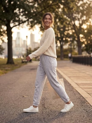Obrázek produktu Sinsay - Dresové jogger kalhoty z terry - šedá