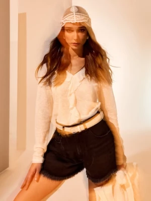 Obrázek produktu Sinsay - Džínové šortky high waist s třepenými nohavicemi - černá
