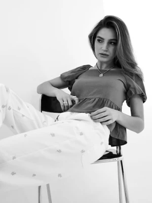 Obrázek produktu Sinsay - Džíny wide leg s výšivkou - bílá
