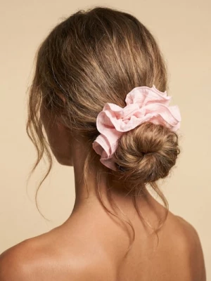 Obrázek produktu Sinsay - Gumička na vlasy scrunchie - pastelová růžová