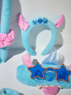 Obrázek produktu Sinsay - Kosmetická sada: manžety na zápěstí a čelenka Lilo & Stitch - světle modrá