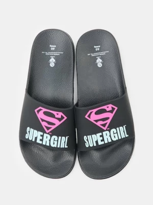 Obrázek produktu Sinsay - Pantofle Supergirl - černá