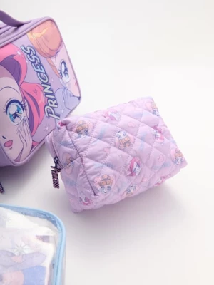 Obrázek produktu Sinsay - Prošívaná kosmetická taštička s přívěskem Disney Princess - levandulová