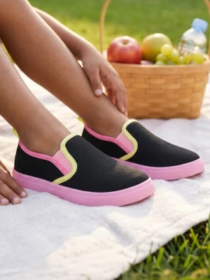 Obrázek produktu Sinsay - Tenisky typu slip on - černá