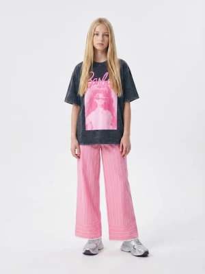 Obrázek produktu Sinsay - Tričko oversized s potiskem Barbie - černá
