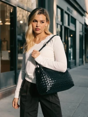 Obrázek produktu Sinsay - Vaková kabelka z imitace kůže - černá