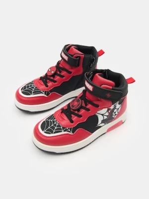 Obrázek produktu Sinsay - Wysokie sneakersy Spider-Man z lampką LED i motywem sieci - wielobarwny