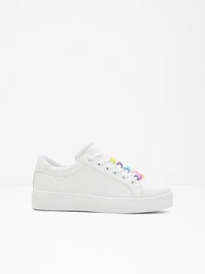 Obrázek produktu Sneakersy z perełkami bonprix
