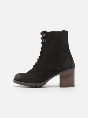 Obrázek produktu Šněrovací kotníkové boty Clarks černá