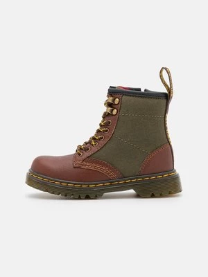 Obrázek produktu Šněrovací kotníkové boty Dr. Martens