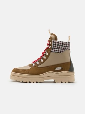 Obrázek produktu Šněrovací kotníkové boty Filling Pieces