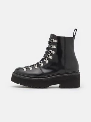 Obrázek produktu Šněrovací kotníkové boty Grenson