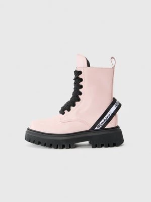 Obrázek produktu Šněrovací kotníkové boty MOSCHINO růžová